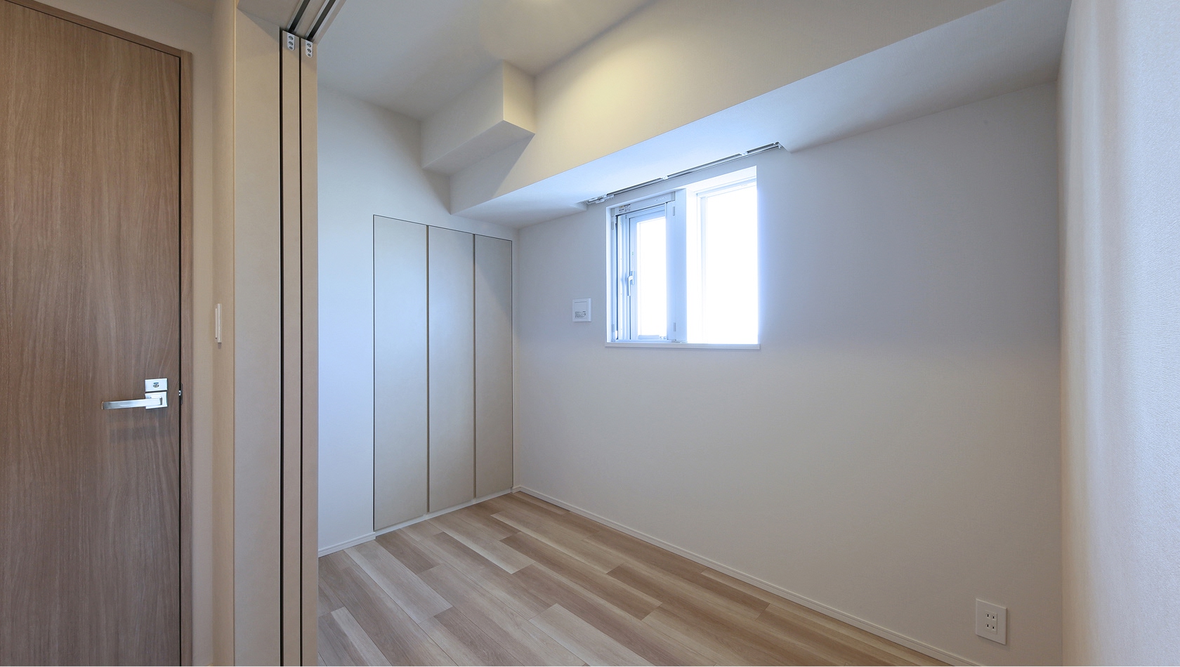 室内(Cタイプ 2LDK)