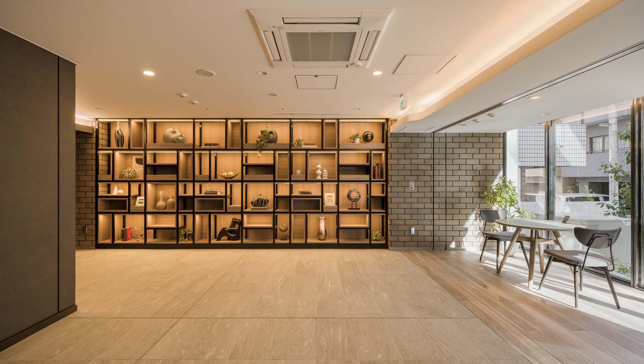 エントランスホール