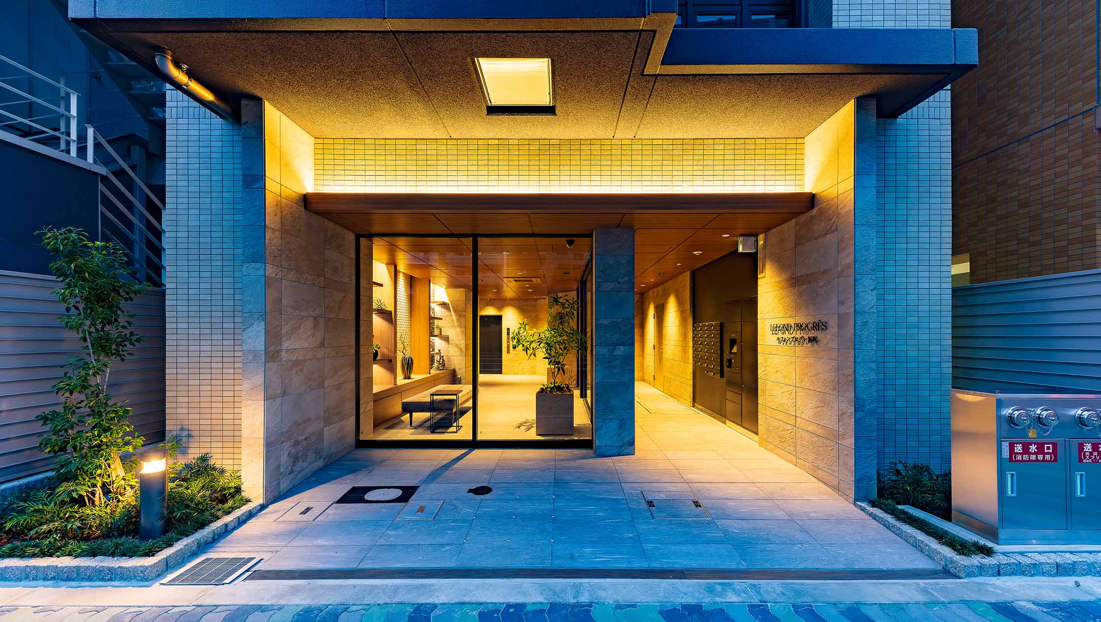 エントランス外観