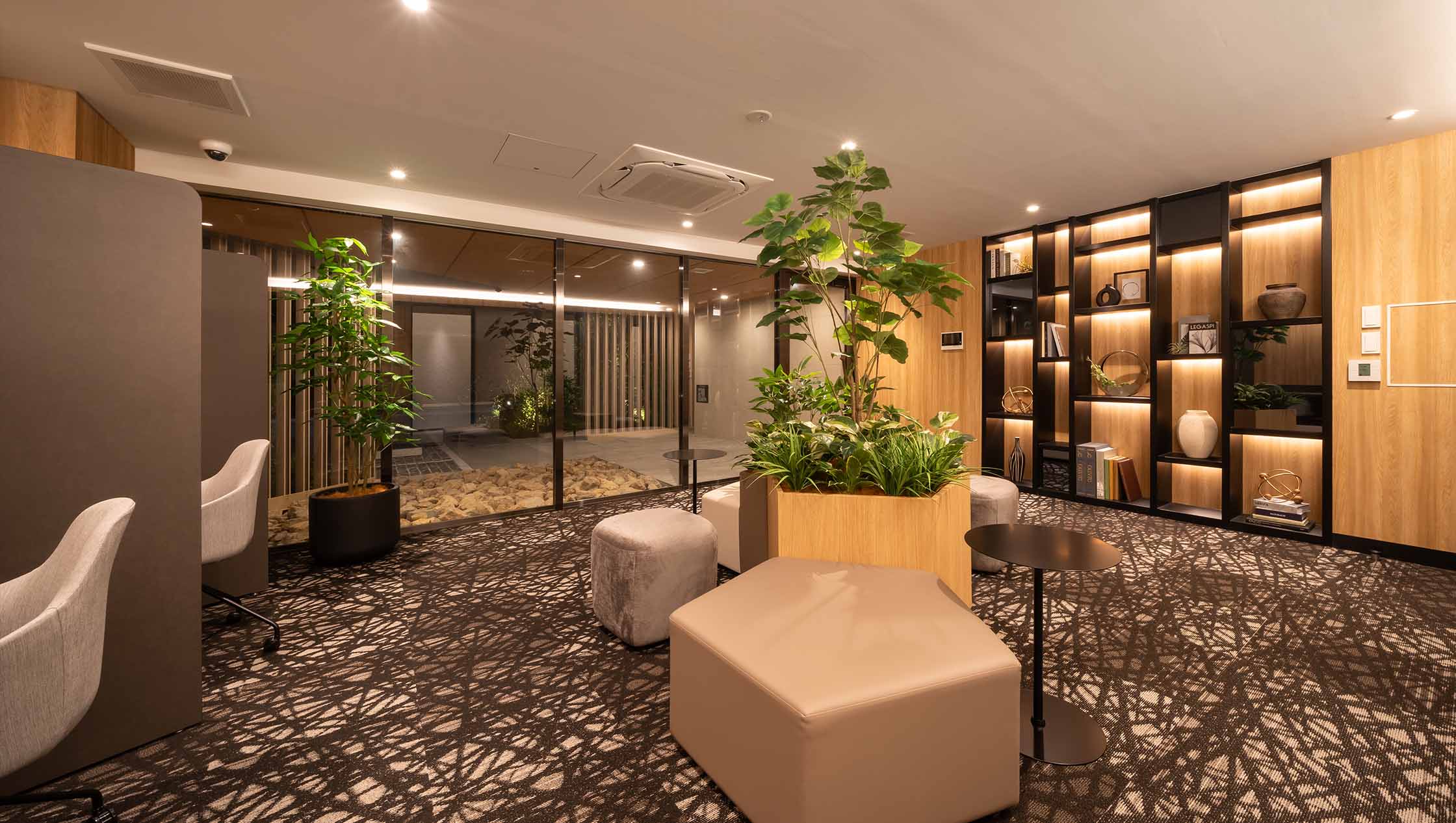 ビジネスラウンジ